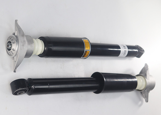 8J0513025F Voor 2007-2015 Audi TT MKII TTS TTRS FWD Achterste linker- en rechterschokdempers met magnetische rijbesturing.
